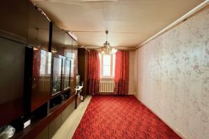 Продам квартиру 3-х комнатную с общей площадью 51.8м2, 1/5 эт., на улице Дмитровская ул, г. Базарово д., Московская обл., Россия, агентство Интернет-партнер