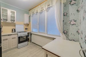 Продам квартиру 1 комнатную с общей площадью 35м2, 9/9 эт., на улице Строителей пр-кт, Октябрьский район, г. Пенза, Пензенская обл., Россия, агентство Интернет-партнер