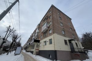 Продам квартиру 2-х комнатную с общей площадью 42.8м2, 5/5 эт., на улице Ленина пр-кт, Советский район, г. Брянск, Брянская обл., Россия, агентство Интернет-партнер