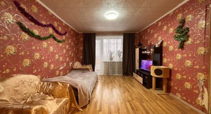 Продам квартиру 4-х комнатную с общей площадью 82м2, 4/5 эт., на улице Строителей ул, г. Рабочий посёлок белые берега, Брянская обл., Россия, агентство Интернет-партнер. Фотография №1