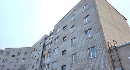 Продам квартиру 1 комнатную с общей площадью 32.4м2, 3/5 эт., на улице Парковая ул, г. Костомукша, Карелия респ., Россия, агентство Интернет-партнер. Фотография №1