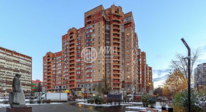 Купить квартиру 2-х комнатную, 61 кв. м. Фотография №1 Продам квартиру 2-х комнатную с общей площадью 61м2, 3/18 эт., на улице Лихачевское шоссе, г. Долгопрудный, Московская обл., Россия, агентство Интернет-партнер. Фотография №1