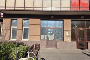 Сдам торговое помещение с общей площадью 105м2, на улице Венская ул, г. Заневскоеское поселение, кудрово, Ленинградская обл., Россия, агентство Интернет-партнер