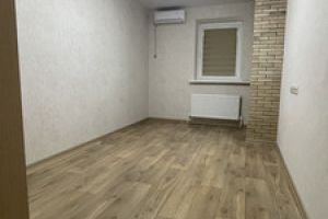 Продам квартиру 1 комнатную с общей площадью 31м2, 1/3 эт., на улице Лунный пер, г. Верхнетемерницкий пос, Ростовская обл., Россия, агентство Интернет-партнер