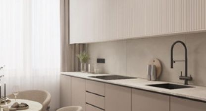 Продам квартиру 2-х комнатную с общей площадью 60.08м2, 8/14 эт., на улице Им  60-летия ссср ул, г. Евпатория, Крым авт. респ., Россия, агентство Интернет-партнер. Фотография №1