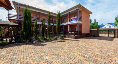 Продам торговое помещение с общей площадью 371м2, на улице Морская ул, г. Саки , Крым авт. респ., Россия, агентство Интернет-партнер. Фотография №1