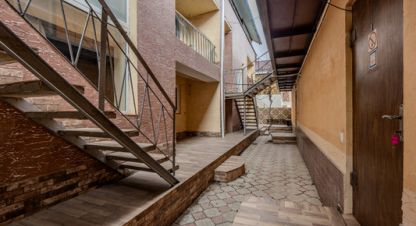 Купить торговое помещение в г. Саки . Фотография №2