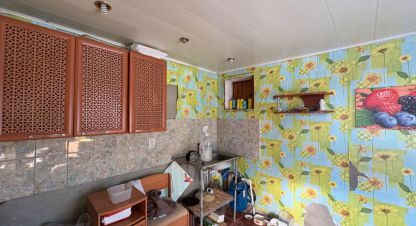 Купить коттедж/дачу 3-х комнатную, 43.2 кв. м. Фотография №1 Продам коттедж/дачу 3-х комнатную с общей площадью 43.2м2, на улице Зелёная, г. Не выбрано, Волгоградская обл., Россия, агентство Живем Дома. Фотография №1