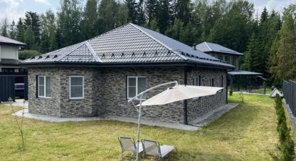 Продам дом 6-ти комнатный с общей площадью 340м2, г. Алексейково д., Московская обл., Россия, агентство Интернет-партнер. Фотография №1