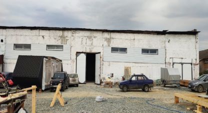 Продам торговое помещение с общей площадью 544.6м2, на улице Чернавских ул, г. Бобровский, Свердловская обл., Россия, агентство Интернет-партнер. Фотография №1