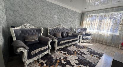 Продам квартиру 3-х комнатную с общей площадью 66.5м2, 8/9 эт., на улице Молодежный пер, г. Тырныауз, Кабардино-Балкария респ., Россия, агентство Интернет-партнер. Фотография №1