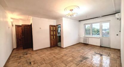 Купить 3-х комнатную квартиру на улице Ленина ул г. Нарткала. Фотография №4