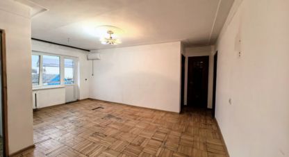 Продам квартиру 3-х комнатную с общей площадью 57м2, 2/5 эт., на улице Ленина ул, г. Нарткала, Кабардино-Балкария респ., Россия, агентство Интернет-партнер. Фотография №1