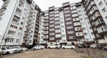 Купить квартиру 2-х комнатную, 68 кв. м. Фотография №1 Продам квартиру 2-х комнатную с общей площадью 68м2, 5/9 эт., на улице Профсоюзная, г. Вольный аул, Кабардино-Балкария респ., Россия, агентство Интернет-партнер. Фотография №1