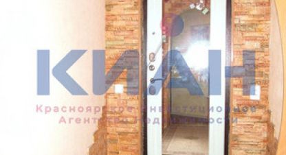 Продам квартиру 4-х комнатную с общей площадью 76м2, 3/9 эт., на улице Устиновича, Советский р-н район, г. Красноярск, Красноярский край, Россия, агентство Интернет-партнер. Фотография №1
