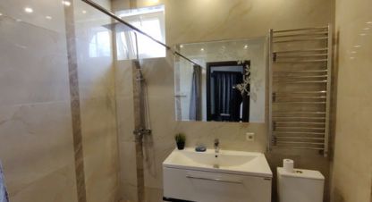 Купить дом 3-х комнатную, 128 кв. м. Фотография №8 Купить дом 3-х комнатную, 128 кв. м., Россия, г. Краснодар. Фотография №8