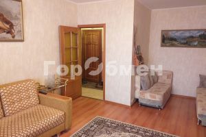 Продам квартиру 1 комнатную с общей площадью 40м2, 11/12 эт., на улице Космонавтов пр-кт, г. Королёв, Московская обл., Россия, агентство ГорОбмен