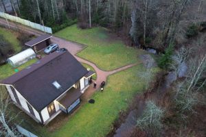 Продам дом 4-х комнатный с общей площадью 210м2, на улице Ленина пр-кт, г. Зеленогорск, Санкт-Петербург, Россия, агентство Интернет-партнер