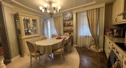 Продам квартиру 4-х комнатную с общей площадью 118м2, 10/10 эт., на улице Тельмана ул, Кировский район, г. Ростов-на-Дону, Ростовская обл., Россия, агентство Интернет-партнер. Фотография №1