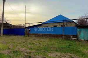 Продам дом 2-х комнатный с общей площадью 45.5м2, на улице Южная ул, г. Темиргоевская, Краснодарский край, Россия, агентство Интернет-партнер