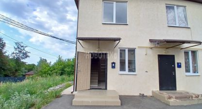 Продам квартиру 1 комнатную с общей площадью 40.5м2, 1/2 эт., на улице Центральная, г. Хадыженск, Краснодарский край, Россия, агентство Интернет-партнер. Фотография №1