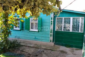 Продам дом 2-х комнатный с общей площадью 32.9м2, на улице Тракторная ул, г. Каневская, Краснодарский край, Россия, агентство Интернет-партнер