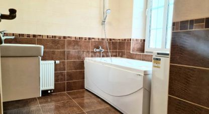 Продаётся 3-х комнатная дом в г. Азовская. Фотография №6