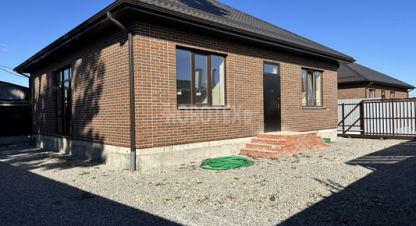 Продам дом 3-х комнатный с общей площадью 102м2, на улице Ленина ул, г. Северская, Краснодарский край, Россия, агентство Интернет-партнер. Фотография №1