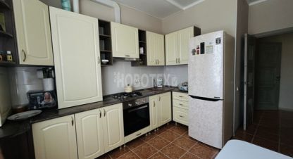 Купить 2-х комнатную квартиру на улице Тельмана ул г. Горячий Ключ. Фотография №4