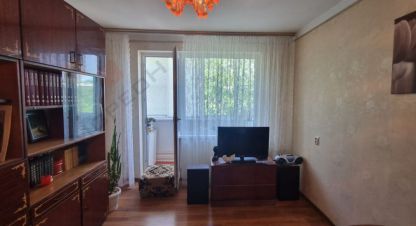 Купить квартиру 2-х комнатную, 45.5 кв. м. Фотография №1 Продам квартиру 2-х комнатную с общей площадью 45.5м2, 4/5 эт., на улице Посёлок белозёрный, г. Белозерный, Краснодарский край, Россия, агентство Мореон Инвест. Фотография №1