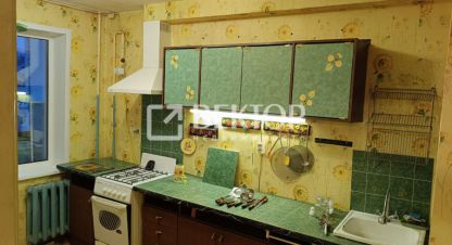 Купить квартиру 3-х комнатную, 65 кв. м. Фотография №1 Продам квартиру 3-х комнатную с общей площадью 65м2, 5/5 эт., на улице Клубничная, Заволжский район, г. Кострома, Костромская обл., Россия, агентство Вектор. Фотография №1