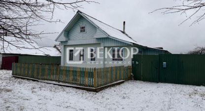 Купить дом 1 комнатную, 43 кв. м. Фотография №1 Продам дом 1 комнатный с общей площадью 43м2, на улице Центральная, г. Крапивново, Ивановская обл., Россия, агентство Вектор. Фотография №1