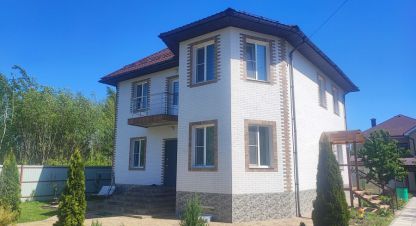 Купить дом 8-ти комнатную, 233 кв. м. Фотография №1 Продам дом 8-ти комнатный с общей площадью 233м2, на улице Ягодная, г. Монино пгт., Московская обл., Россия, агентство ЖИЛФОНД МОНИНО. Фотография №1