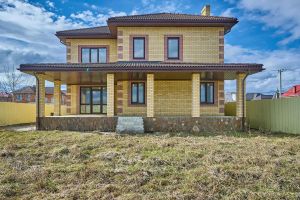 Продам дом 6-ти комнатный с общей площадью 463м2, на улице Буковая ул, г. Ленина х, Краснодарский край, Россия, агентство Аурус-Риэлт