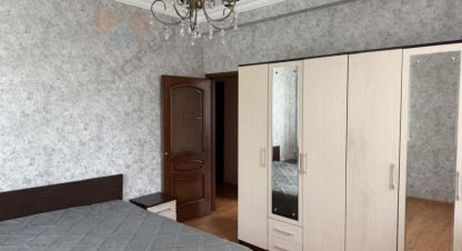 Купить квартиру 2-х комнатную, 50.8 кв. м. Фотография №1 Продам квартиру 2-х комнатную с общей площадью 50.8м2, 3/4 эт., на улице Краснооктябрьская ул, г. Майкоп, Адыгея респ., Россия, агентство Мореон Инвест. Фотография №1