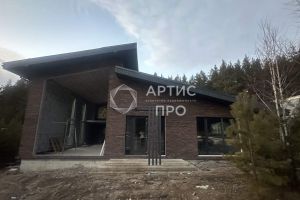Продам коттедж/дачу 5-ти комнатную с общей площадью 180м2, на улице Дальняя, г. Ключи, Свердловская обл., Россия, агентство Артис Про