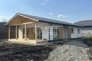 Продам дом 4-х комнатный с общей площадью 130м2, на улице Огородников, г. Косулино, Свердловская обл., Россия, агентство Артис Про