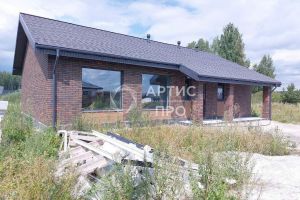 Продам дом 4-х комнатный с общей площадью 180м2, на улице Врубеля, г. Кадниково, Свердловская обл., Россия, агентство Артис Про