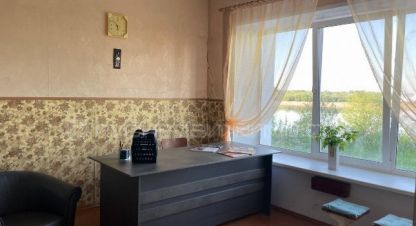 Купить офисное помещение, 250 кв. м. Фотография №1 Продам офисное помещение с общей площадью 250м2, на улице Пристанская ул, г. Киров, Кировская обл., Россия, агентство Руснедвижимость. Фотография №1