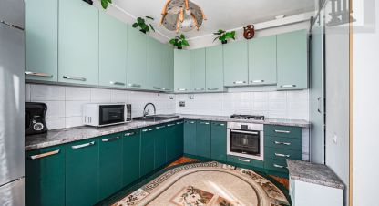 Купить квартиру 5-ти комнатную, 117.7 кв. м. Фотография №1 Продам квартиру 5-ти комнатную с общей площадью 117.7м2, 2/3 эт., на улице Воздушная ул, Центральный район, г. Калининград, Калининградская обл., Россия, агентство ООО Базис-Недвижимость. Фотография №1