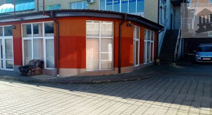 Снять торговое помещение, 180 кв. м. Фотография №1 Сдам торговое помещение с общей площадью 180м2, на улице Калининградский пр-кт, г. Светлогорск, Калининградская обл., Россия, агентство ООО Базис-Недвижимость. Фотография №1