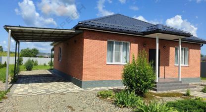 Продам дом 3-х комнатный с общей площадью 118.7м2, на улице Светлый кв-л, г. Григорьевская ст-ца, Краснодарский край, Россия, агентство Мореон Инвест. Фотография №1