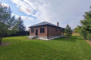 Продам дом 3-х комнатный с общей площадью 80м2, на улице Горького ул, г. Новотитаровская ст-ца, Краснодарский край, Россия, агентство Мореон Инвест