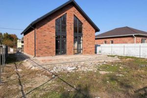 Продам дом 4-х комнатный с общей площадью 140м2, на улице Леваневского ул, г. Новотитаровская ст-ца, Краснодарский край, Россия, агентство Мореон Инвест