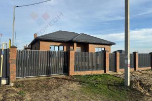 Продам дом 3-х комнатный с общей площадью 115м2, на улице Аэродромная ул, г. Новотитаровская ст-ца, Краснодарский край, Россия, агентство Мореон Инвест