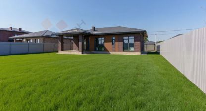 Купить дом 4-х комнатную, 136 кв. м. Фотография №1 Продам дом 4-х комнатный с общей площадью 136м2, на улице Бжедугская ул, г. Козет аул, Адыгея респ., Россия, агентство Мореон Инвест. Фотография №1