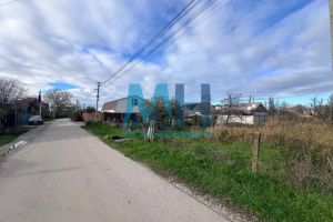 Продам земельный участок, на улице Приморская, г. Орловка, Крым авт. респ., Россия, агентство Мастера Недвижимости 