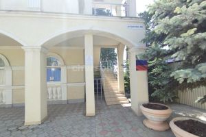 Сдам офисное помещение с общей площадью 174м2, на улице Хрусталева, Ленинский район, г. Севастополь, Крым авт. респ., Россия, агентство Херсонес Недвижимость