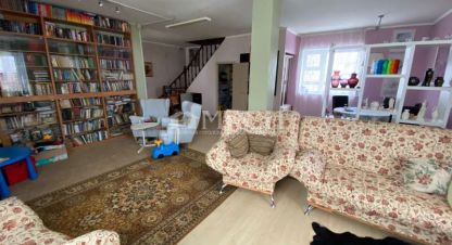 Купить дом 5-ти комнатную, 180.4 кв. м. Фотография №1 Продам дом 5-ти комнатный с общей площадью 180.4м2, г. Малышево (кузнецовский со), Московская обл., Россия, агентство МГСН - Московская городская служба недвижимости. Фотография №1