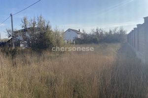 Продам земельный участок, на улице Озëрная, Нахимовский район, г. Орловка, Крым авт. респ., Россия, агентство Херсонес Недвижимость Продам земельный участок, на улице Озëрная, Нахимовский район, г. Орловка, Крым авт. респ., Россия, агентство Херсонес Недвижимость